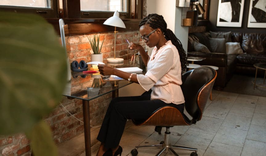 How leaders can tackle the challenges of hybrid working
